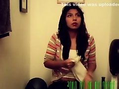 Girl caught by hidden camera taking a piss on Watchteencam.com